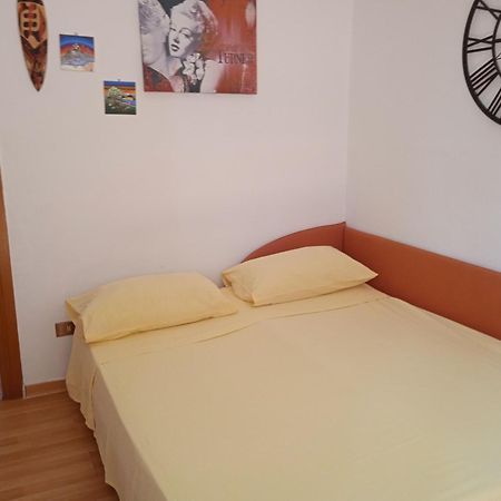 Holiday House Ginevra Formia Extérieur photo