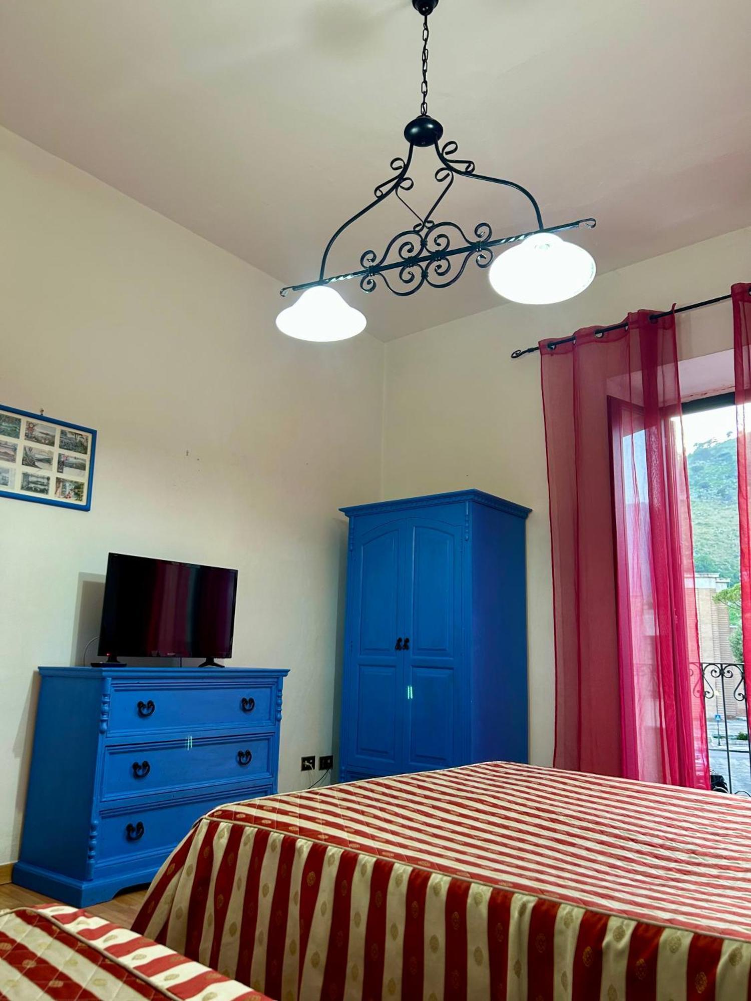 Holiday House Ginevra Formia Extérieur photo