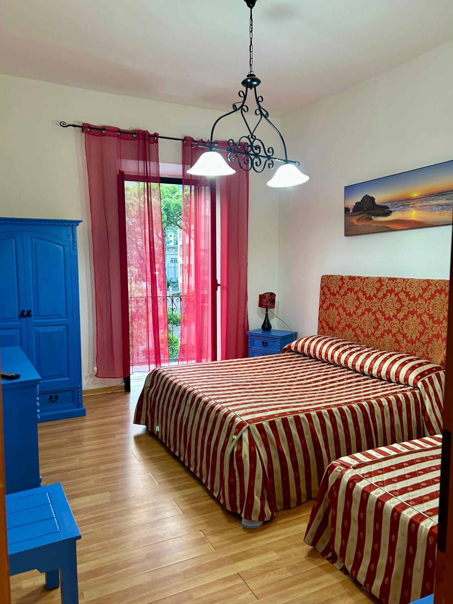 Holiday House Ginevra Formia Extérieur photo